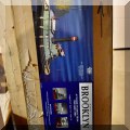 C08. Model tugboat kit. 